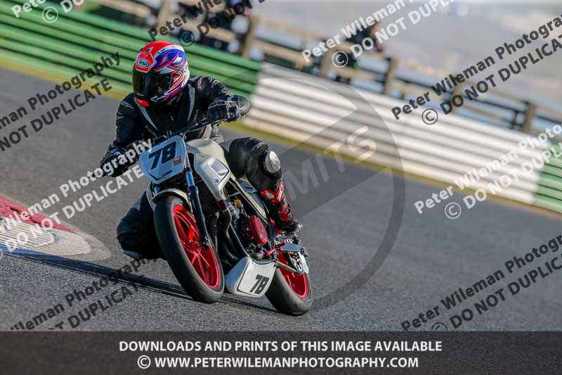 PJM Wedding Photography;enduro digital images;event digital images;eventdigitalimages;mallory park;mallory park photographs;mallory park trackday;mallory park trackday photographs;no limits trackdays;peter wileman photography;racing digital images;trackday digital images;trackday photos